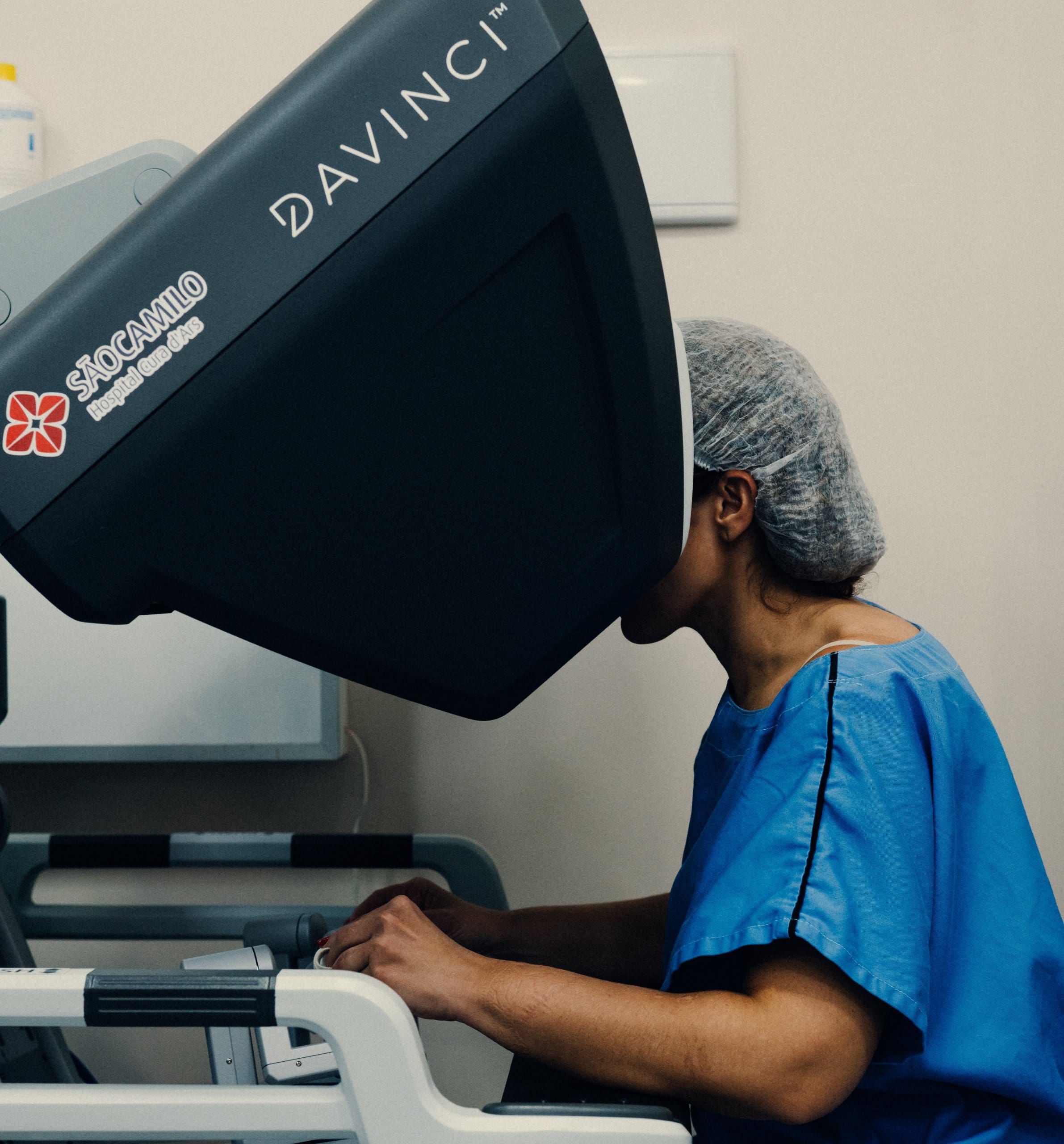 Cirurgia robótica de endometriose pelo SUS no Ceará